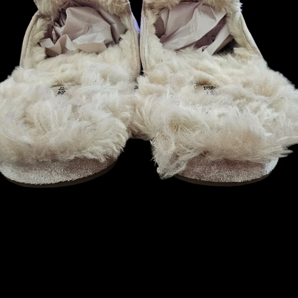Birdies Phoebe Faux Fur Mule in CreamFaux Fur - Picture 12 of 12